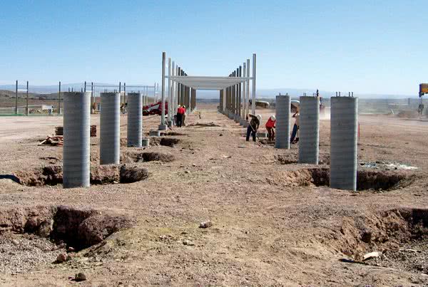 Foundational Columns Setting by Contractors