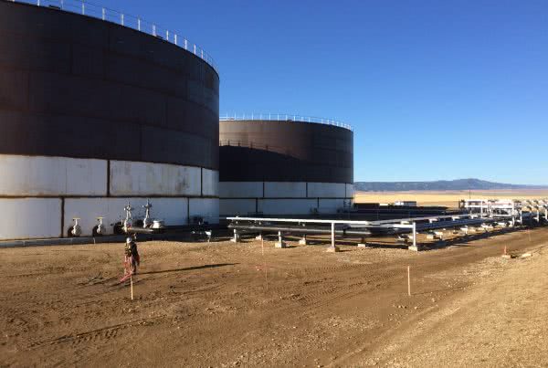 Refining Tanks Glacier Pipeline Oil