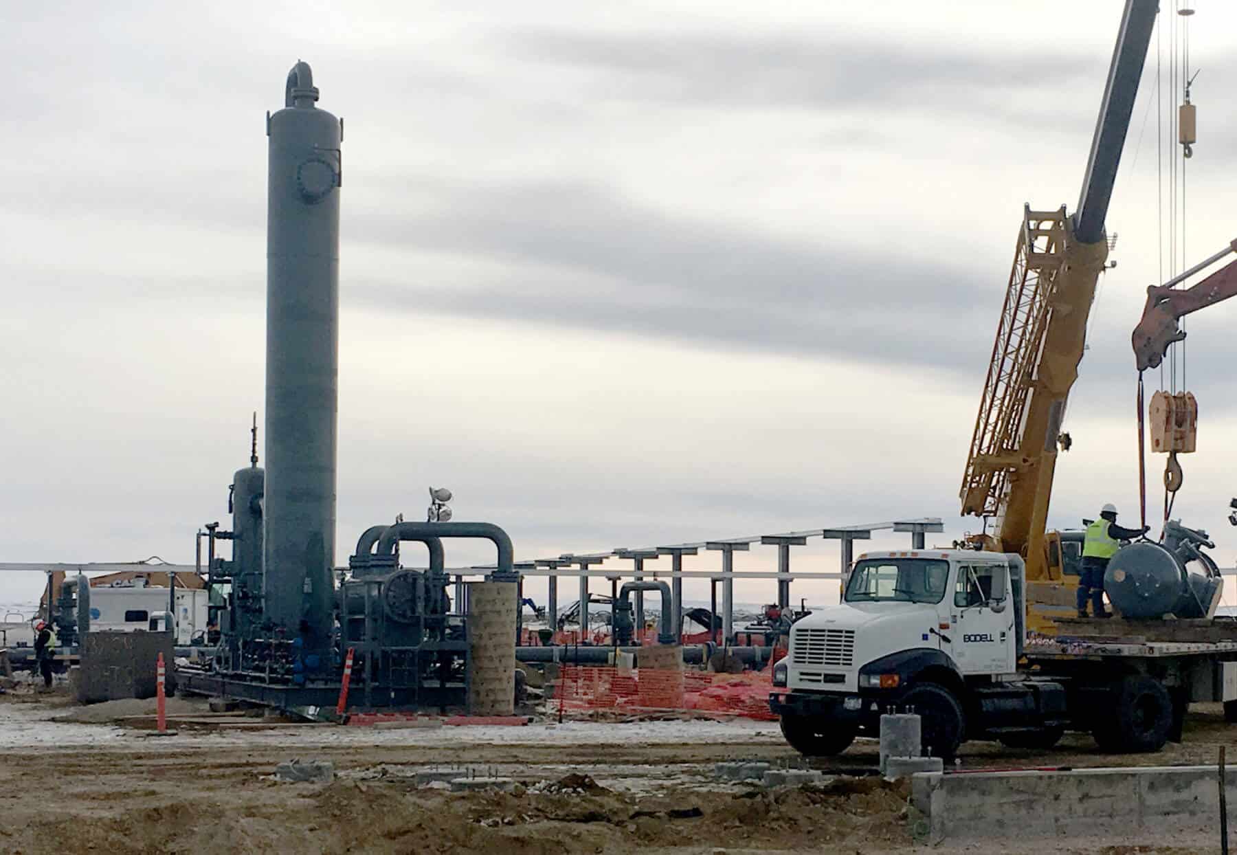 The Compression Facility at Wamsutter, Wyoming makes significant headway despite cold winter conditions.